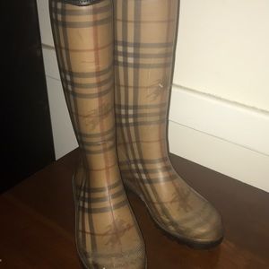 Burberry rain boots